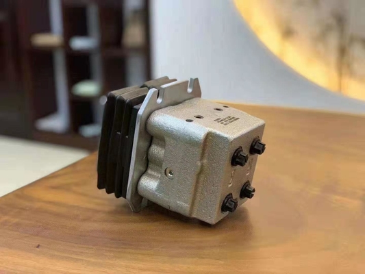 Rexroth Hydraulic Foot Pedal Valve Excavator Foot Control Pedal Valve